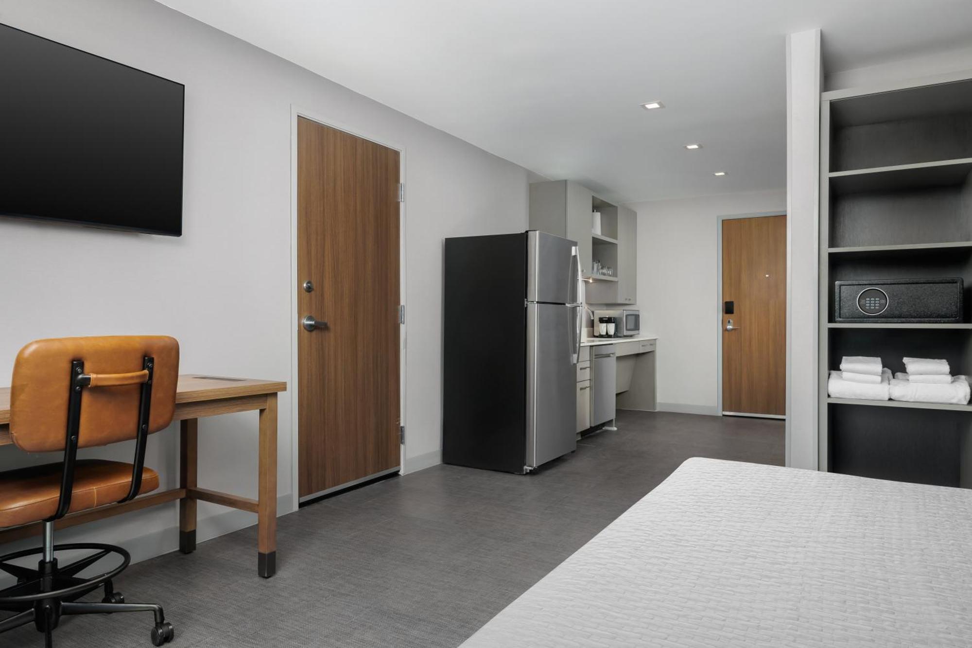 Homewood Suites By Hilton Newport Cincinnati Exterior photo