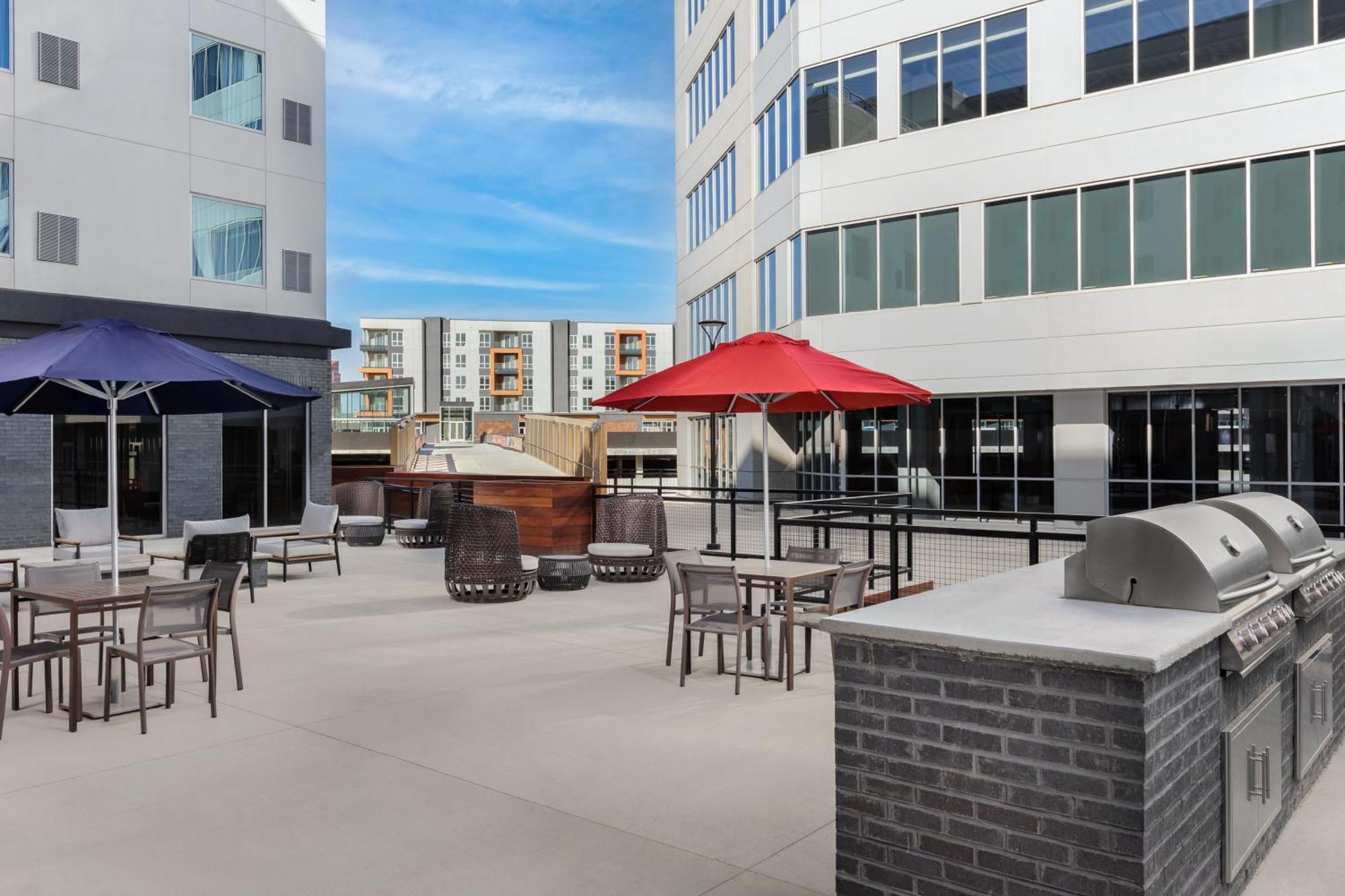 Homewood Suites By Hilton Newport Cincinnati Exterior photo